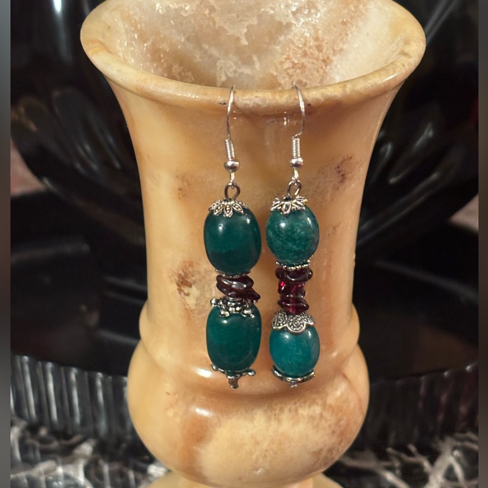 NWT Artisan Emerald & Garnet Dangle Earrings • In Bloom Collection • 925 Hooks - Picture 3 of 10